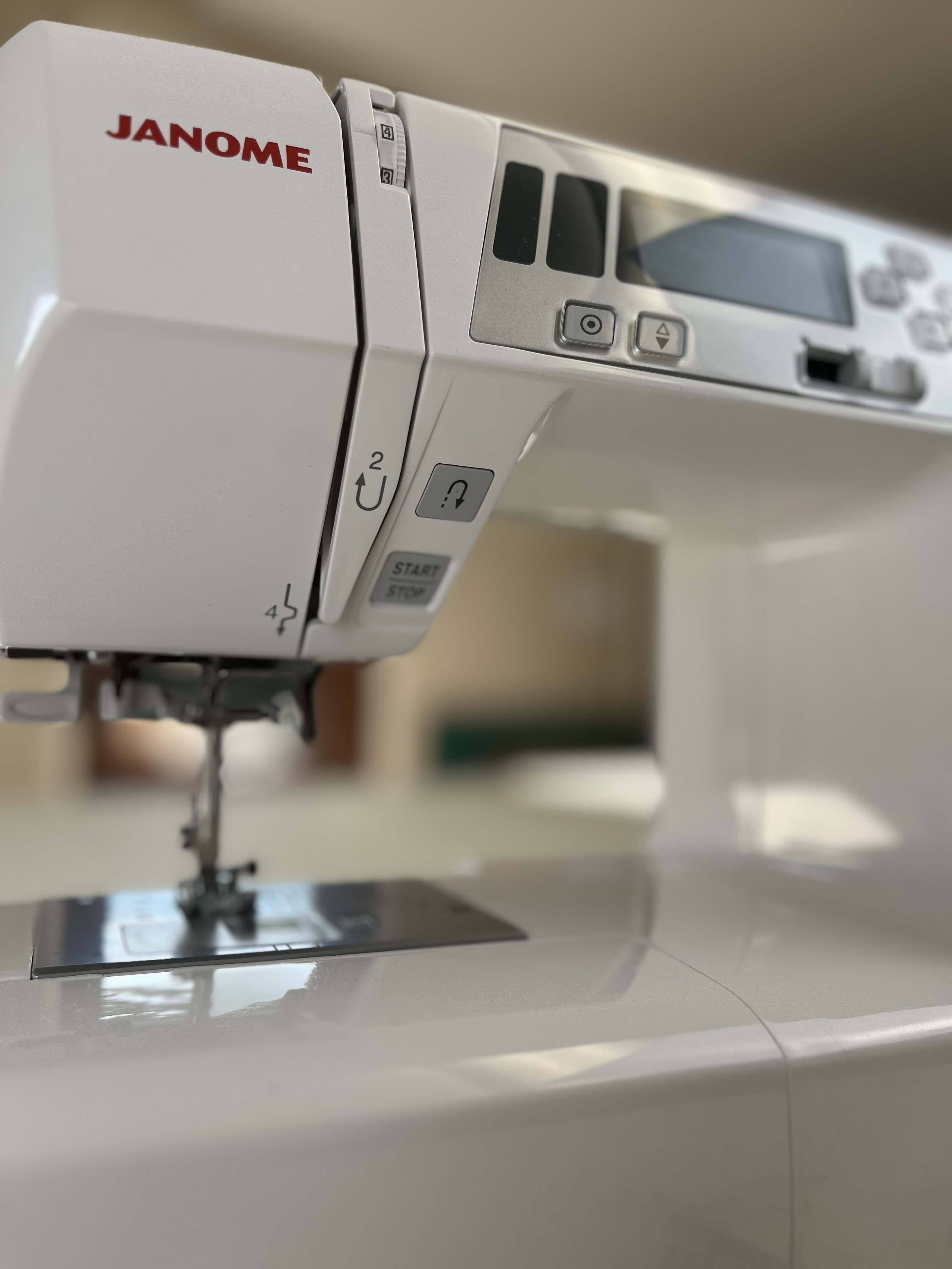 New to Sewing Tutorial:  How to thread a sewing machine
